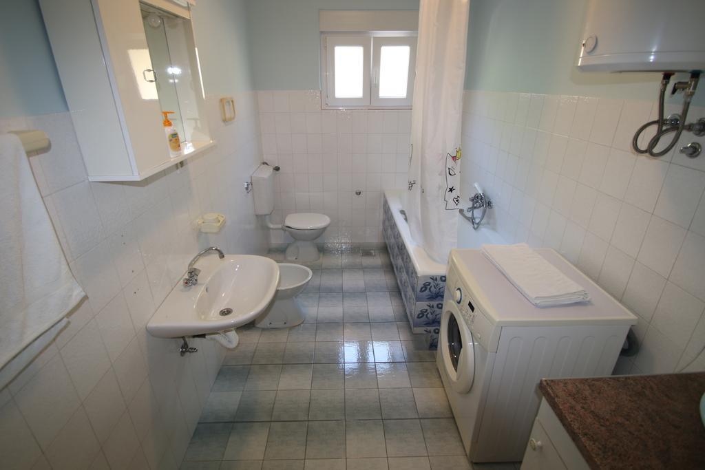 Villa Stipe Lokva Rogoznica Ruang foto