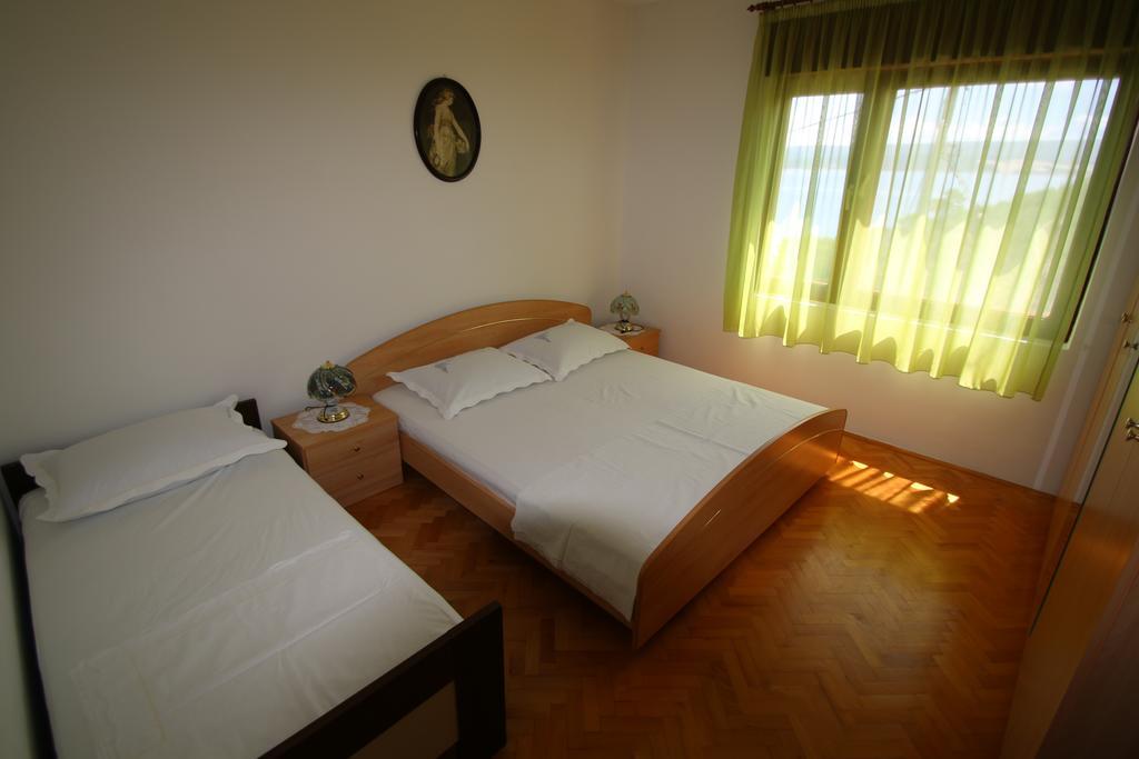 Villa Stipe Lokva Rogoznica Ruang foto