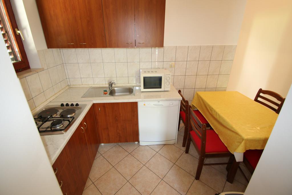 Villa Stipe Lokva Rogoznica Ruang foto